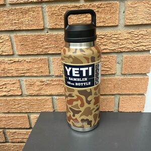 Yeti Rambler - 46 ounces -Wetlands Camo